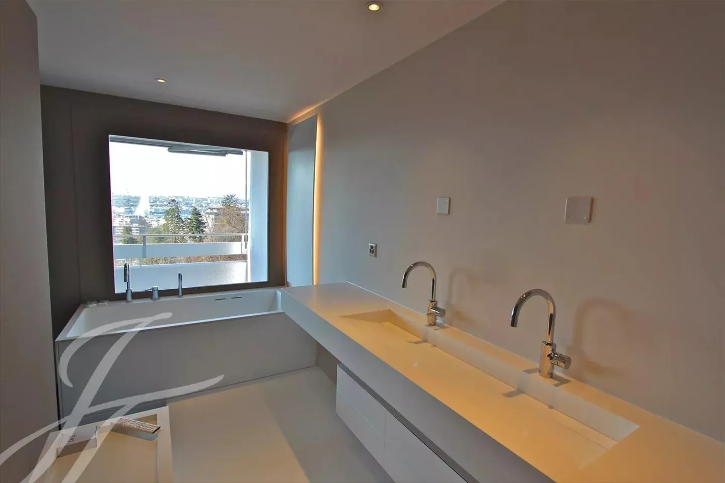 9-room Apartment - Photo 12 of 13