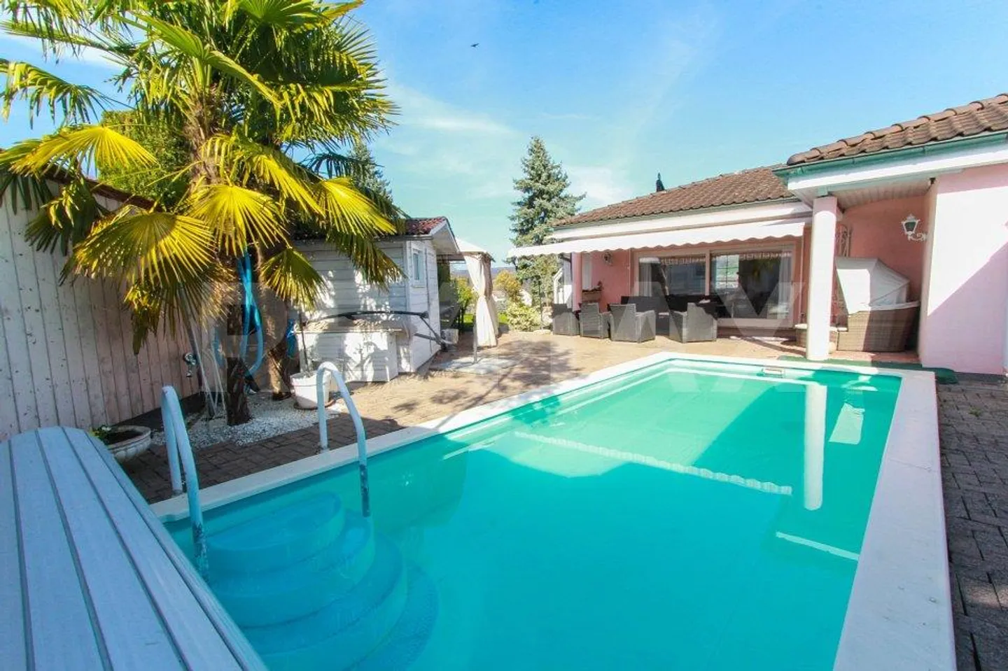 Maison familiale spacieuse avec jardin - Photo 4 sur 5