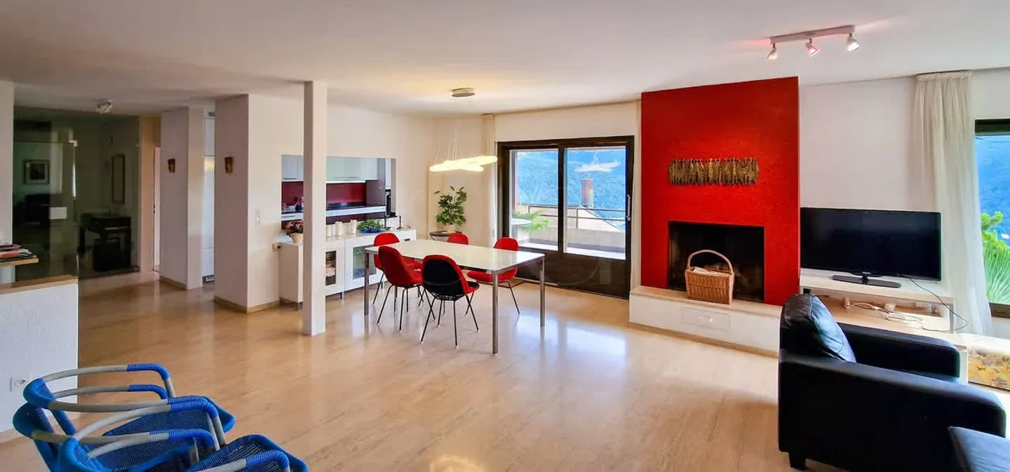 Casa indipendente con vista lago - Foto 8 di 16