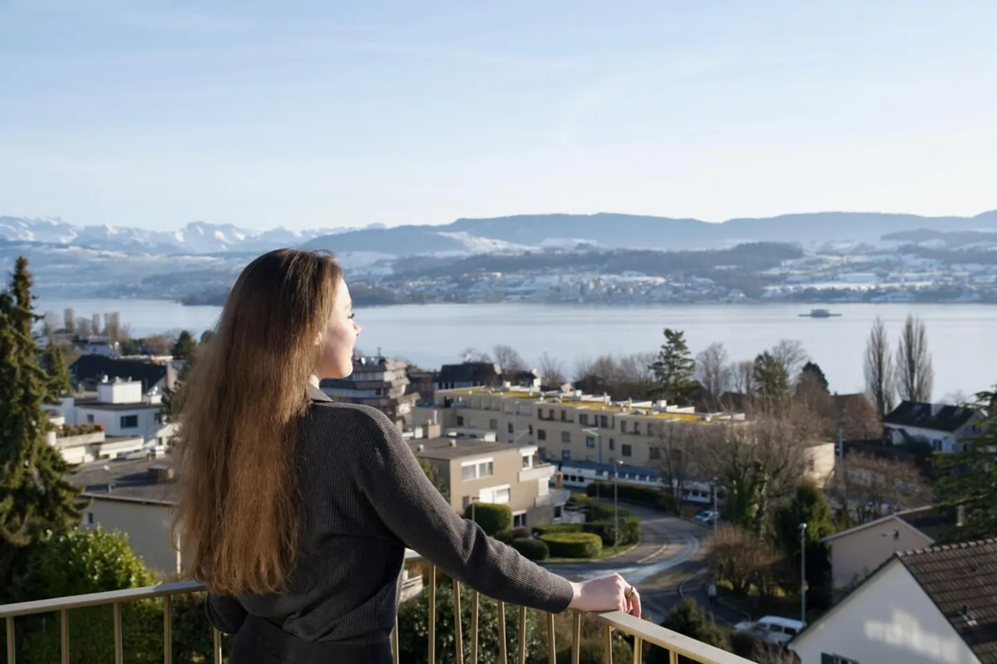 Exklusive Attikawohnung mit Panorama in Meilen - Foto 8 von 10