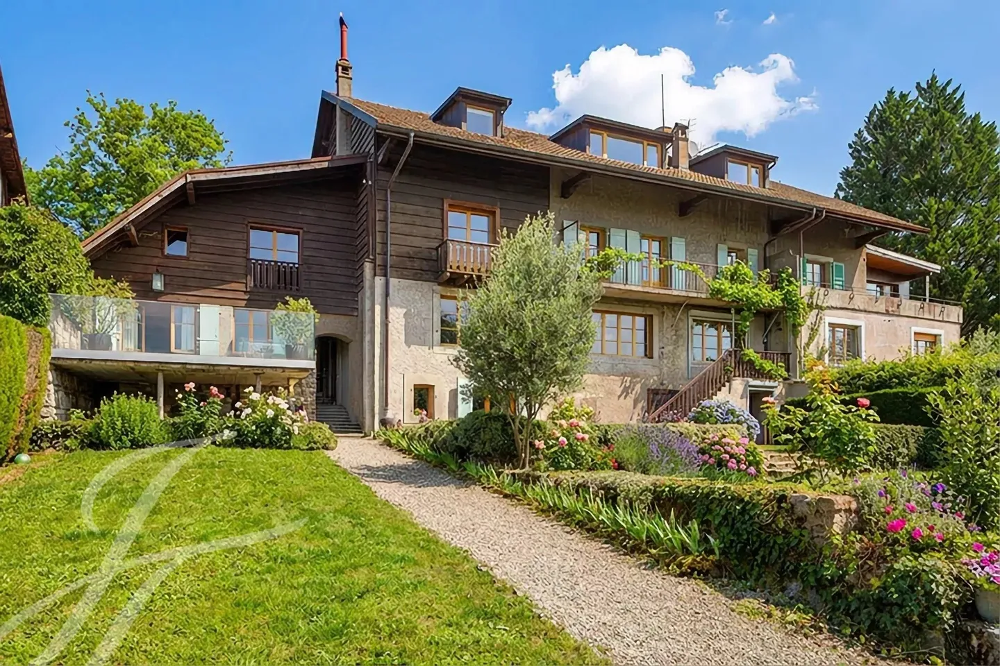 Charmantes Reihenhaus - Foto 1 von 18