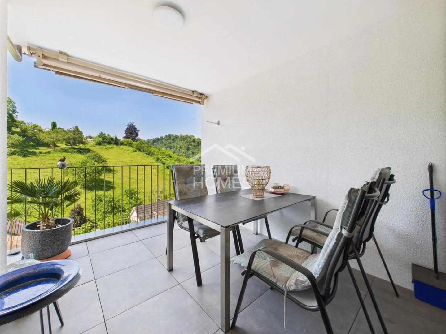 Apartment for sale - Photo 1 of 8