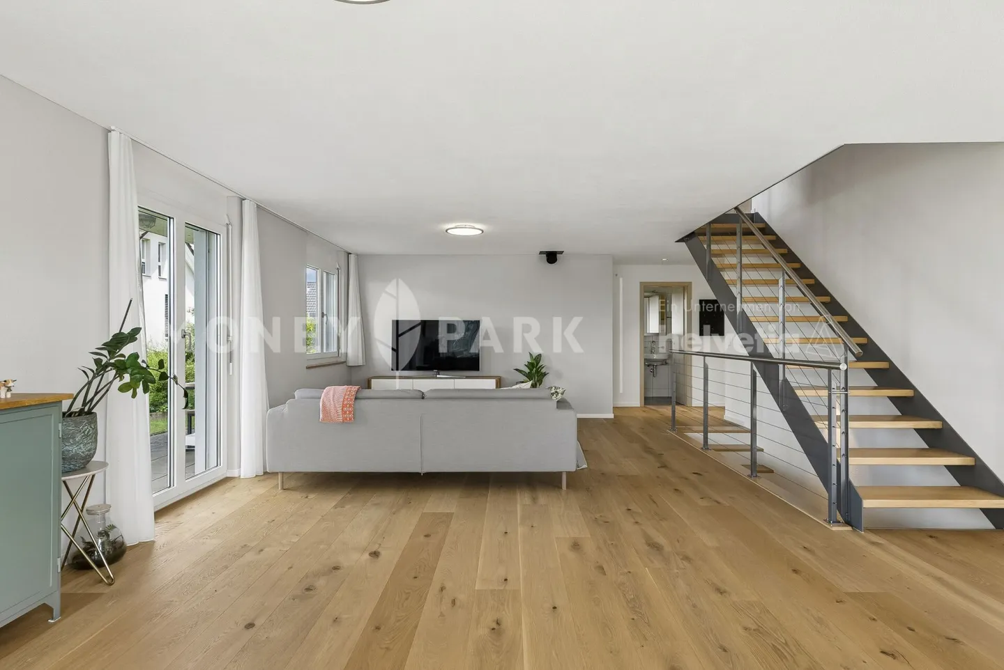 Casa unifamiliare moderna di 6,5 stanze in una posizione privilegiata - Foto 3 di 17