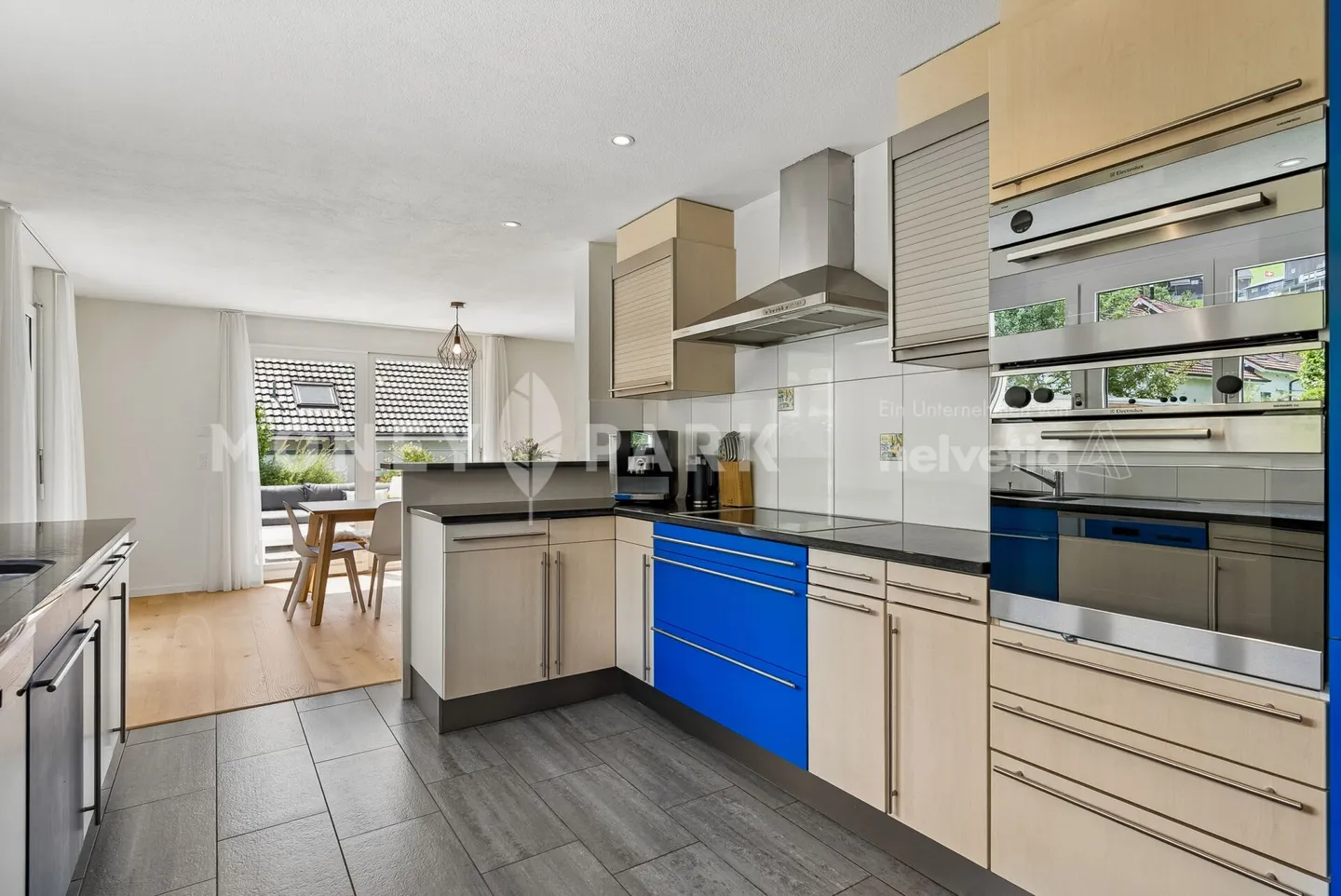Casa unifamiliare moderna di 6,5 stanze in una posizione privilegiata - Foto 4 di 17