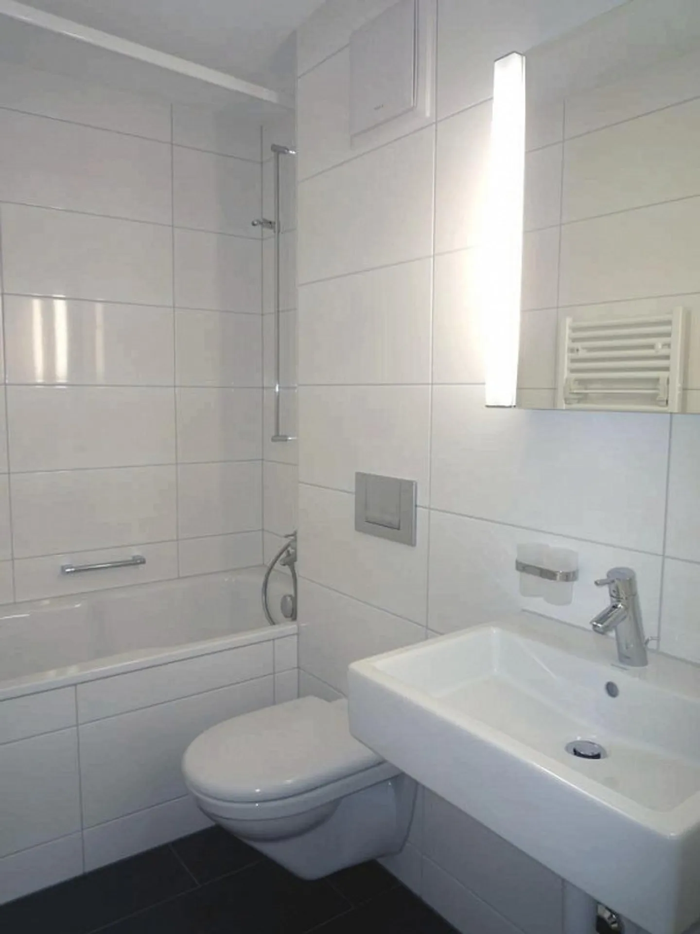 Modern 1-room apartment of 25 m² on the 1st floor with balcony - Photo 3 of 7
