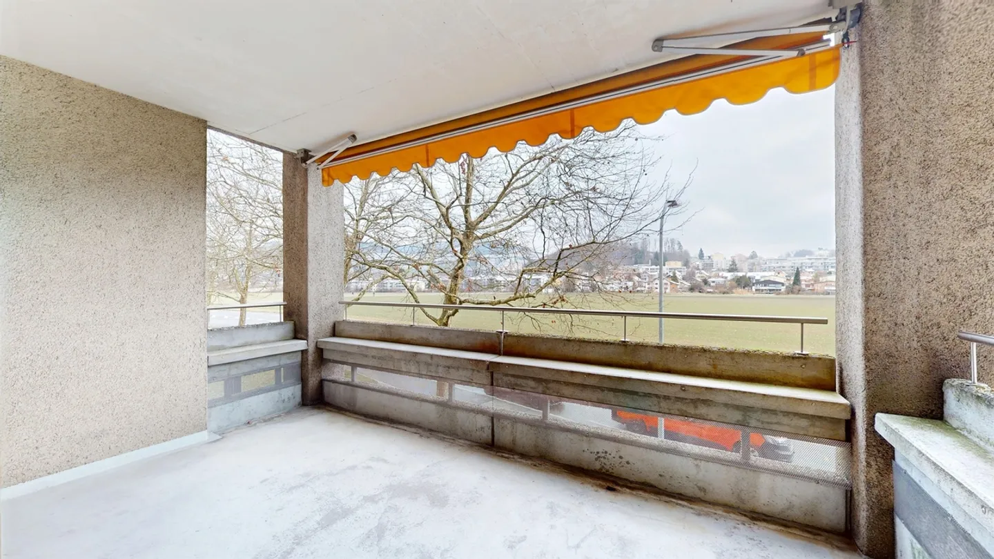 Spacious 4.5-room apartment in a desirable location! - Photo 6 of 8