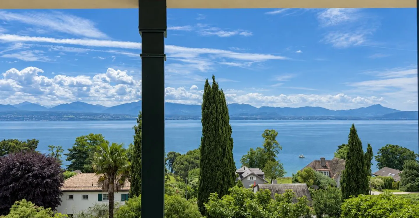 Buchillon - Casa di villaggio ristrutturata con vista panoramica sul lago e sulle montagne - Foto 7 di 7