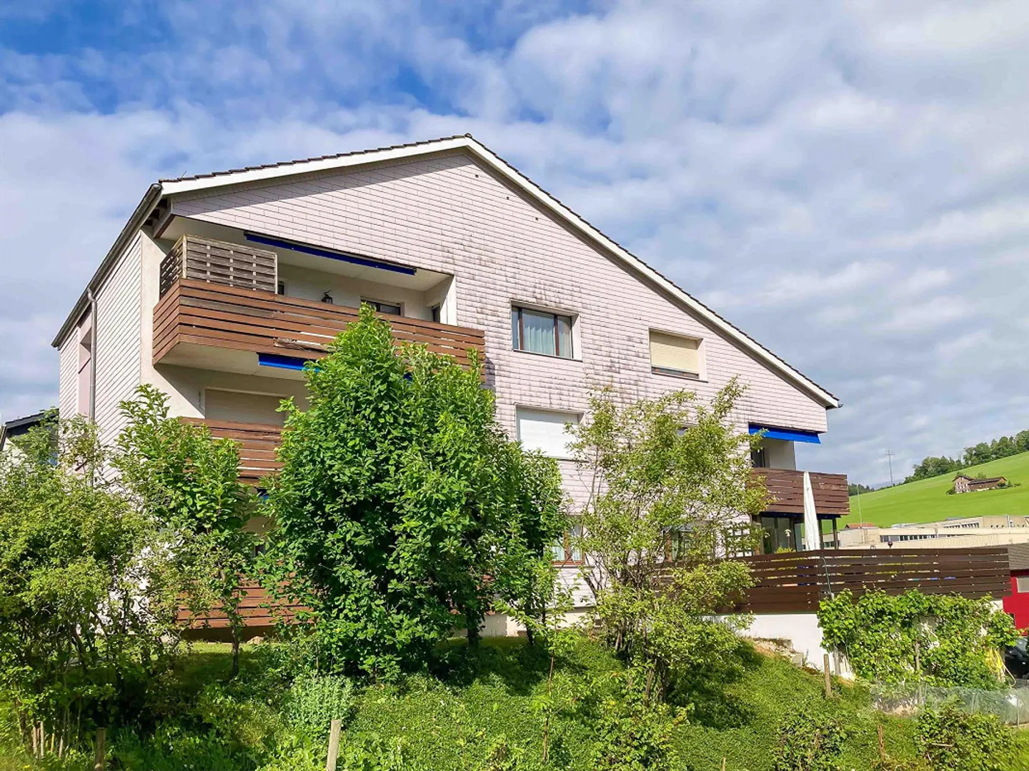 Appartamento 3.5 locali in posizione verde con contratto di locazione in corso - Foto 1 di 13