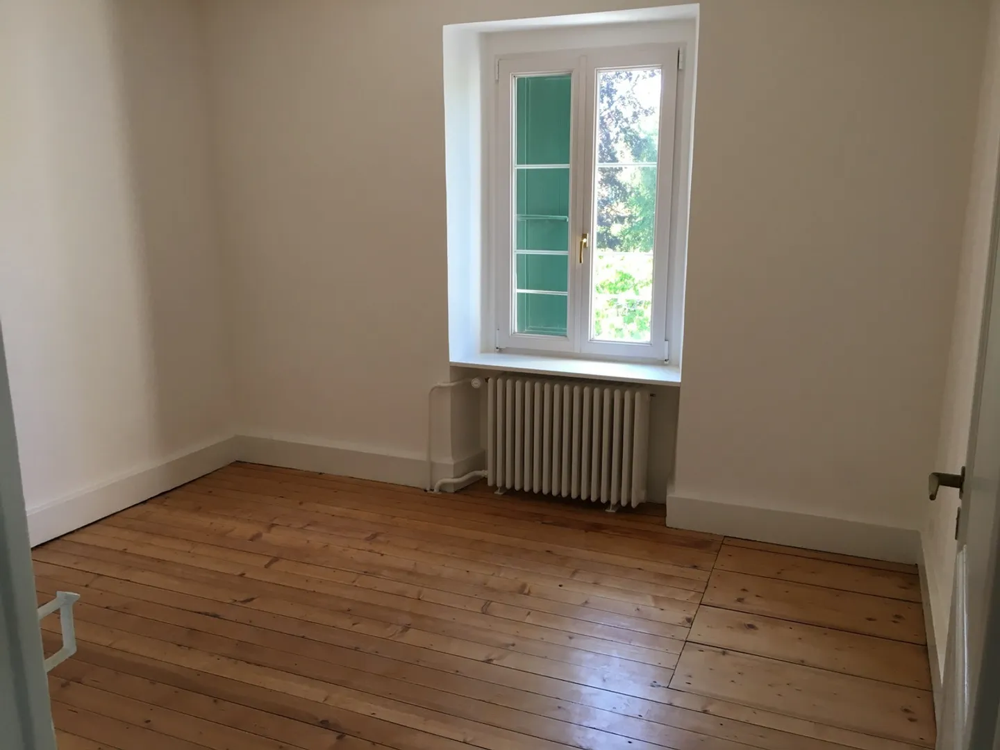 Beautiful duplex apartment with stunning lake view - Photo 5 of 9