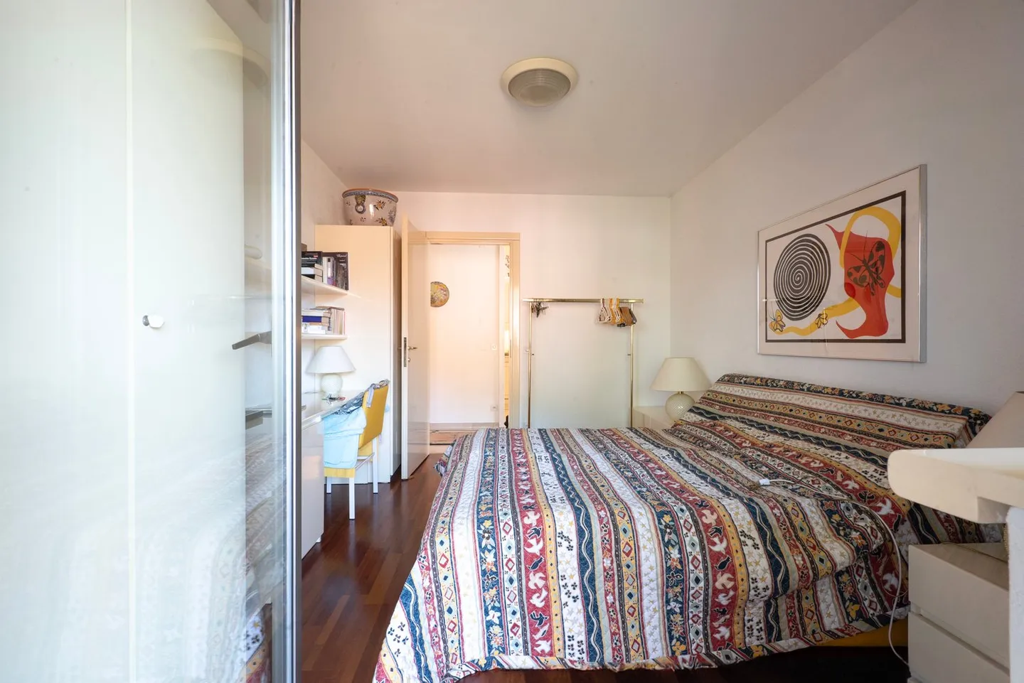 Appartement mit großer Terrasse und Seeblick sowie Bootsliegeplatz im privaten Hafen in Melide - Foto 10 von 12