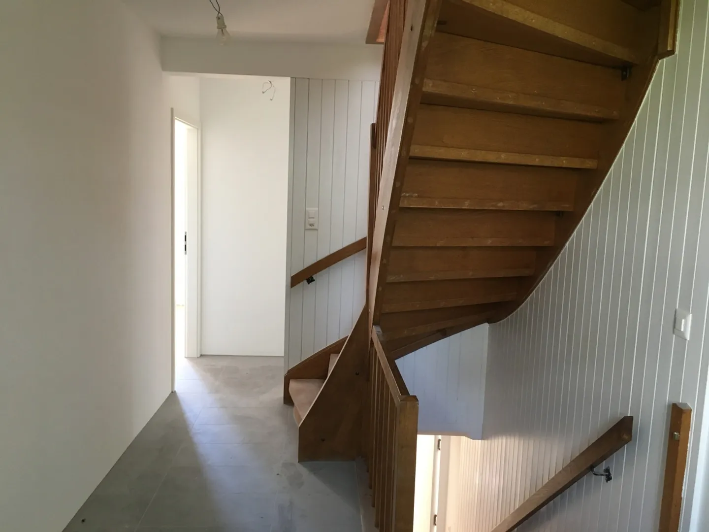 Beautiful duplex apartment with stunning lake view - Photo 9 of 9