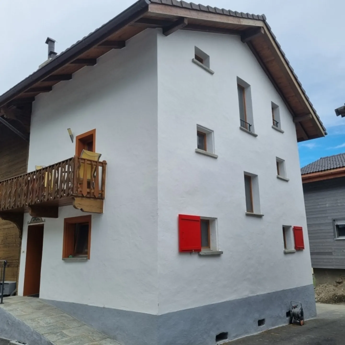 Edificio residenziale in affitto - Foto 1 di 9