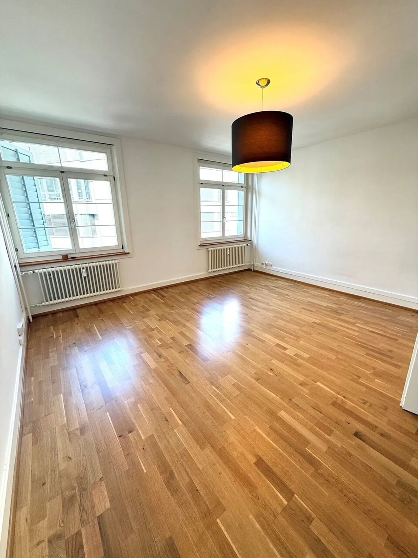 Wohnung zu Vermieten in Zürich - Foto 2 von 8