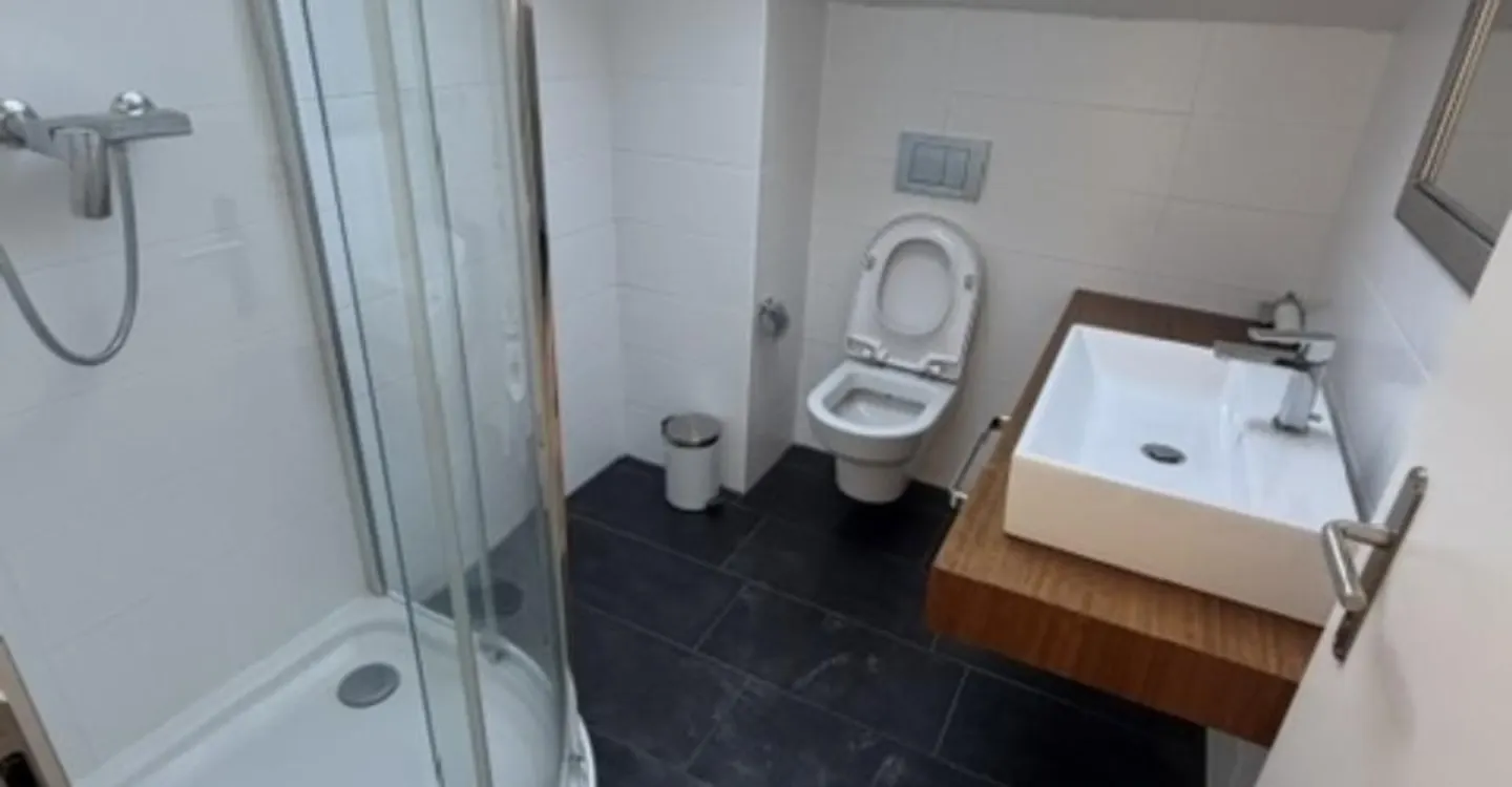 New Vernier Shared Apartment - Photo 2 of 5