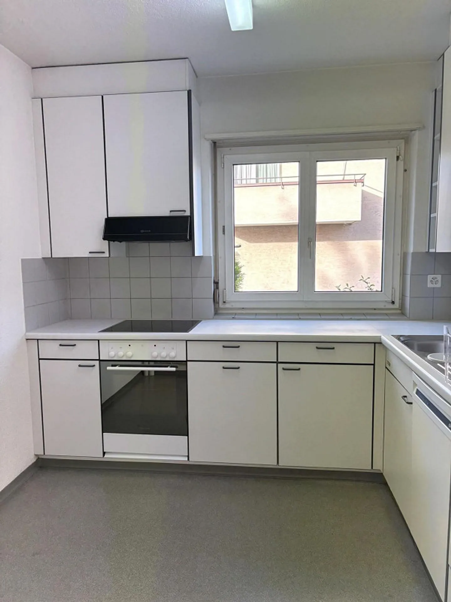 2.5-room apartment in Zurich limited until 31.07.2026 - Photo 1 of 6