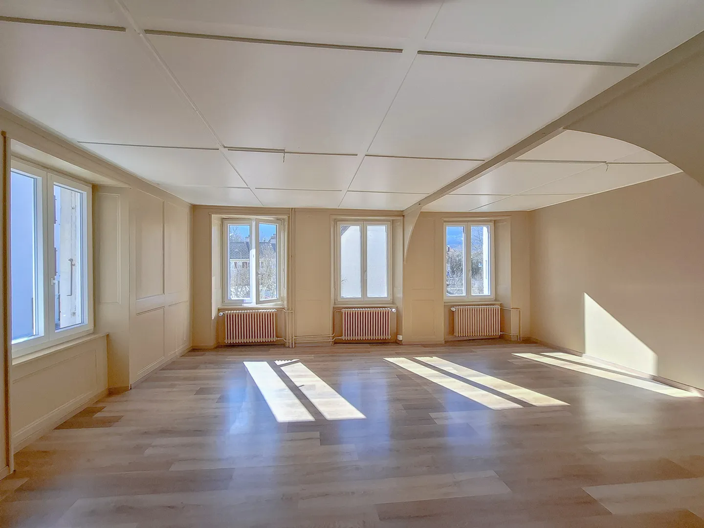 Casa di villaggio con 6 stanze - Foto 9 di 20