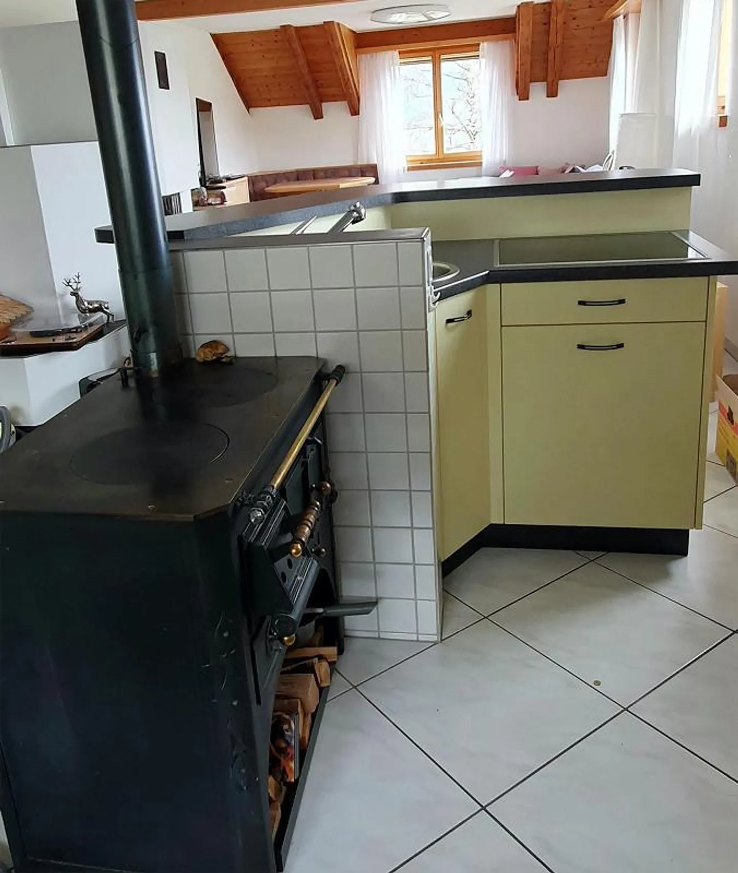 3.5 Room Apartment - Photo 3 of 6