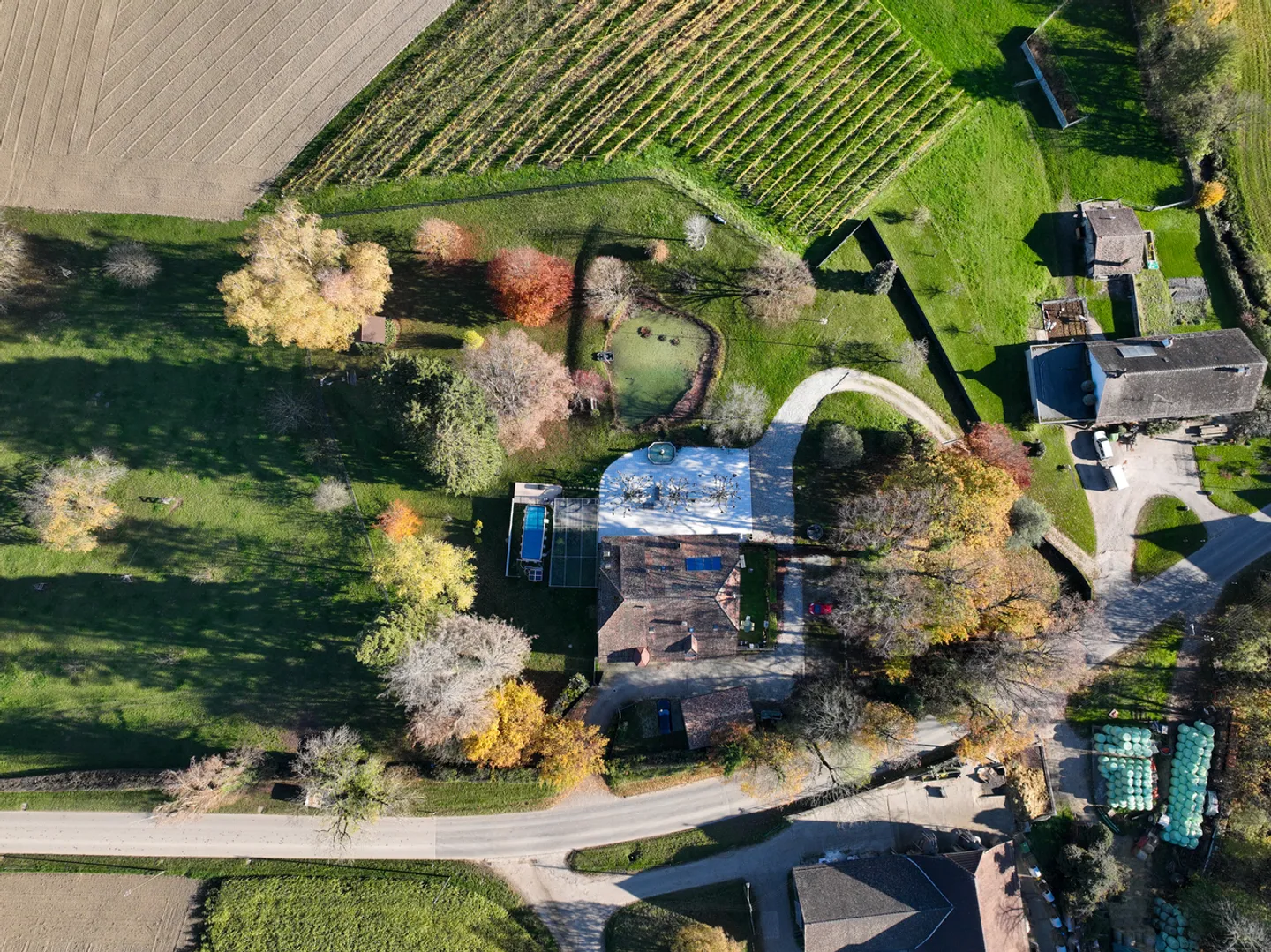 Manoir du 18ème siècle avec parc rénové de 7 800 m² - Photo 37 sur 60