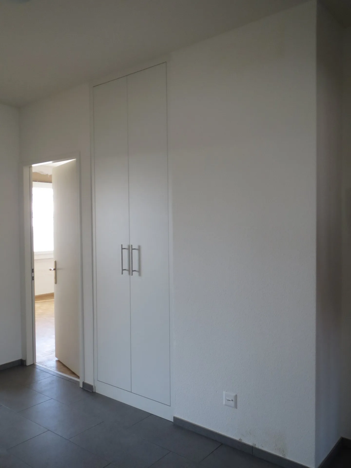 Bella, luminosa appartamento di 3,5 stanze - Foto 4 di 6