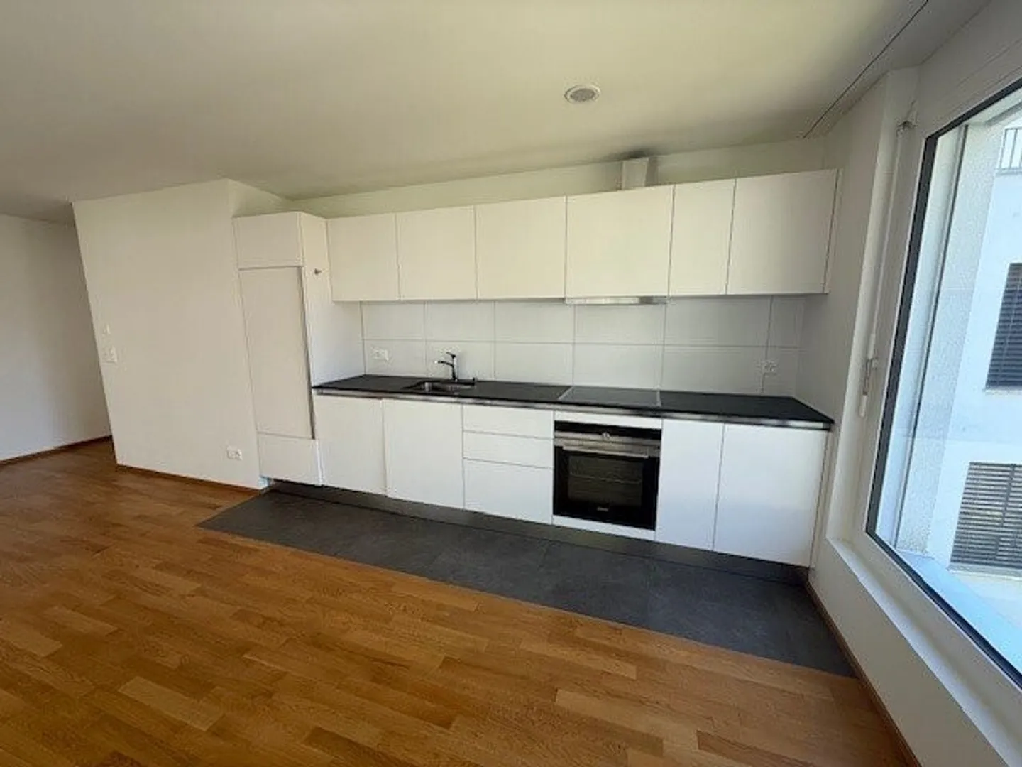 Moderne 2.5-Zimmerwohnung in Liestal - Foto 3 von 9