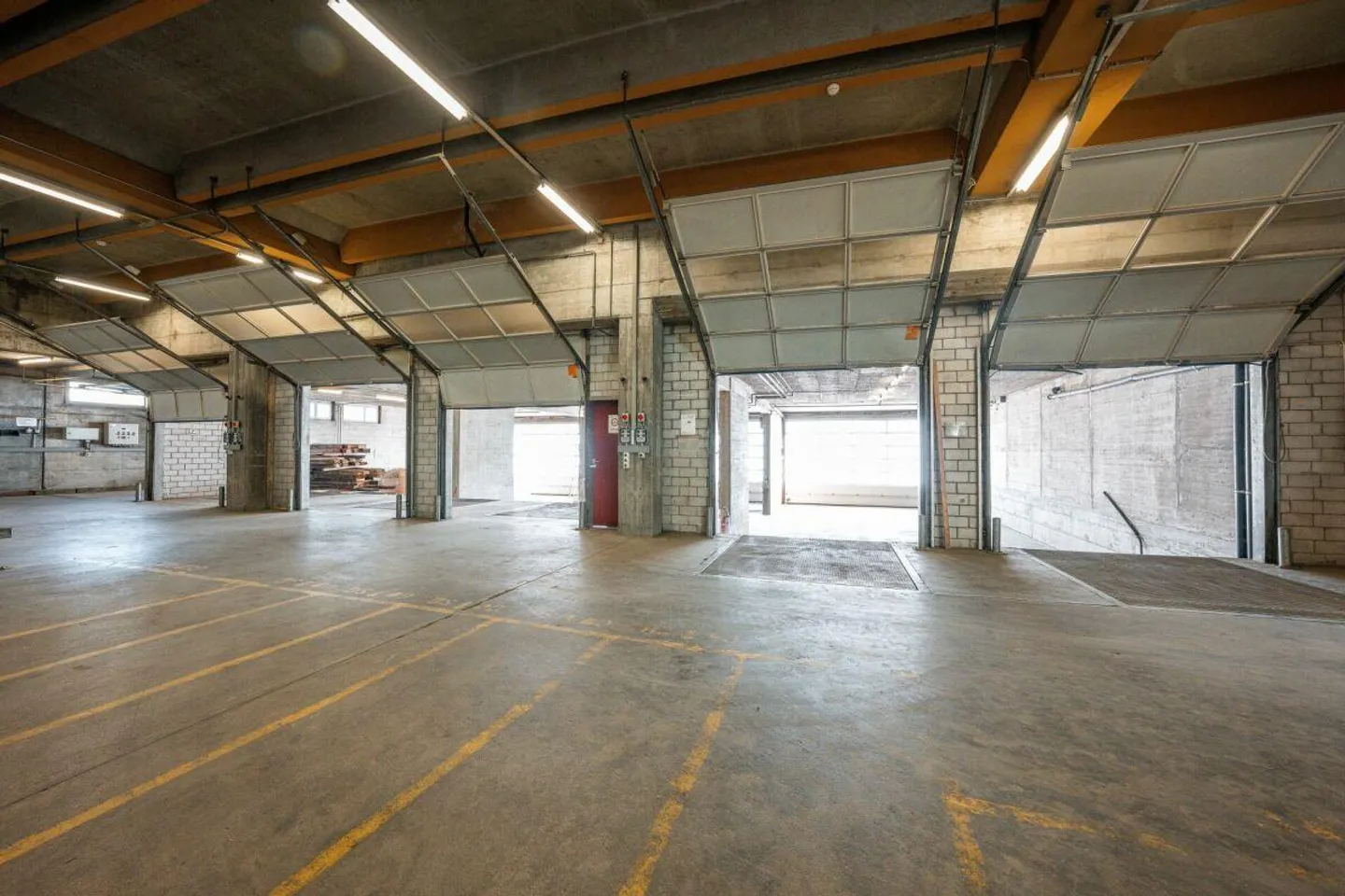 Gewerbeliegenschaft - Foto 7 von 9