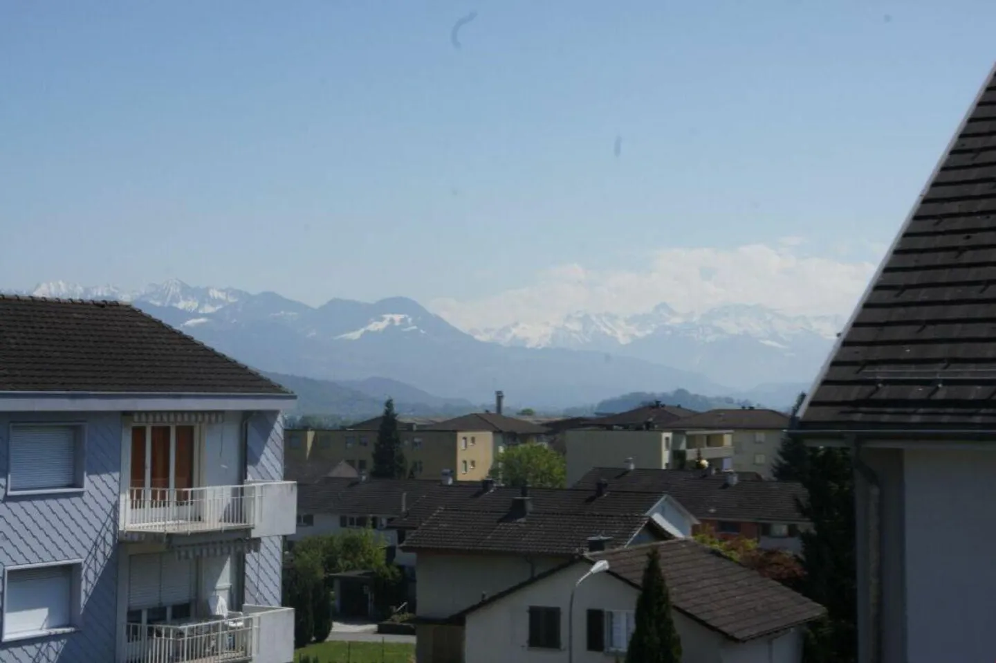 Goditi una vista mozzafiato sulle montagne + 1 anno di parcheggio GRATIS! - Foto 7 di 9