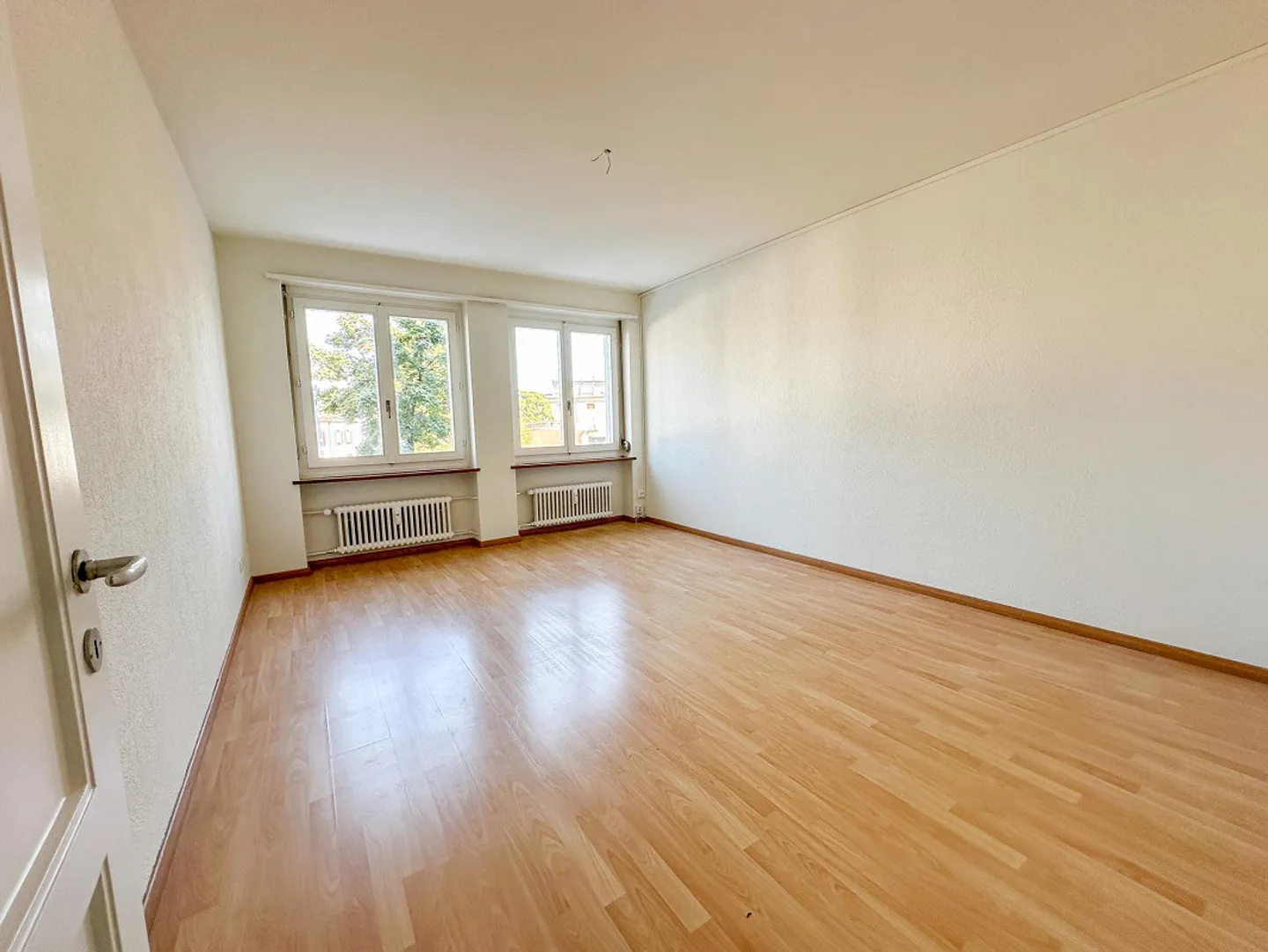 Appartamento 3 camere con balcone sul cortile - Foto 3 di 15