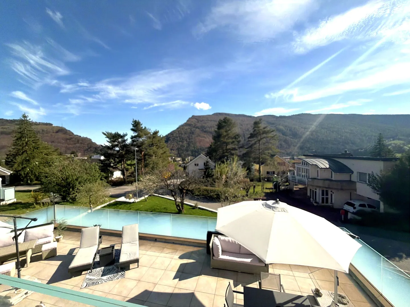 Vivre avec cœur et lumière! - Photo 1 sur 15