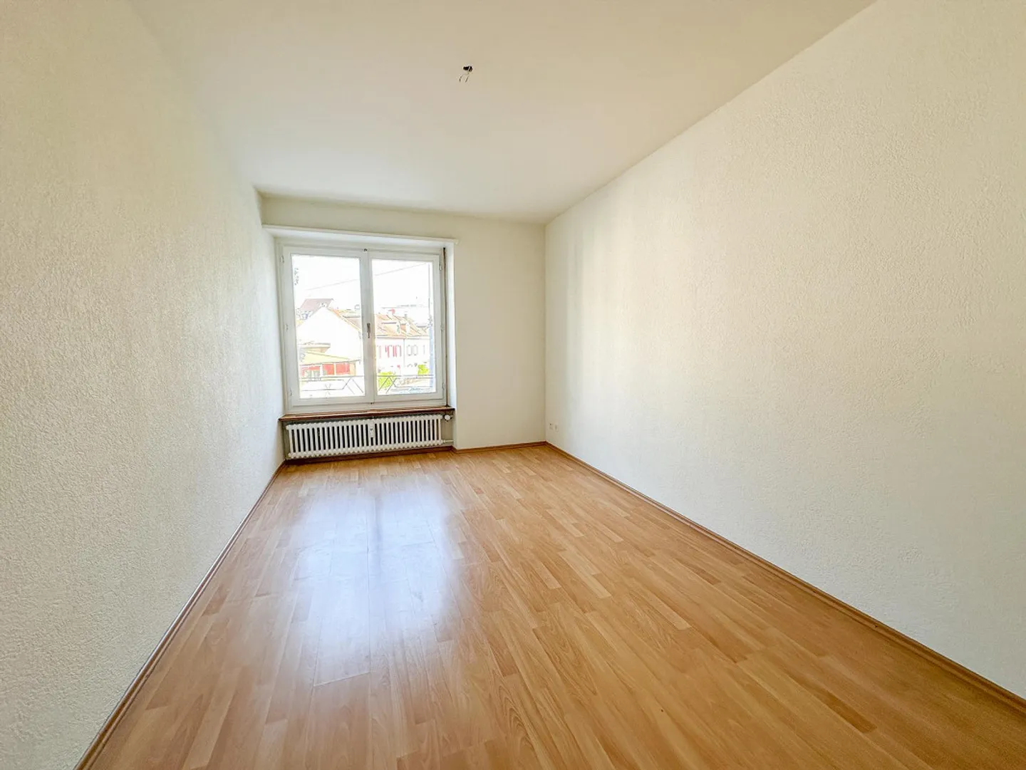 Appartamento 3 camere con balcone sul cortile - Foto 9 di 15