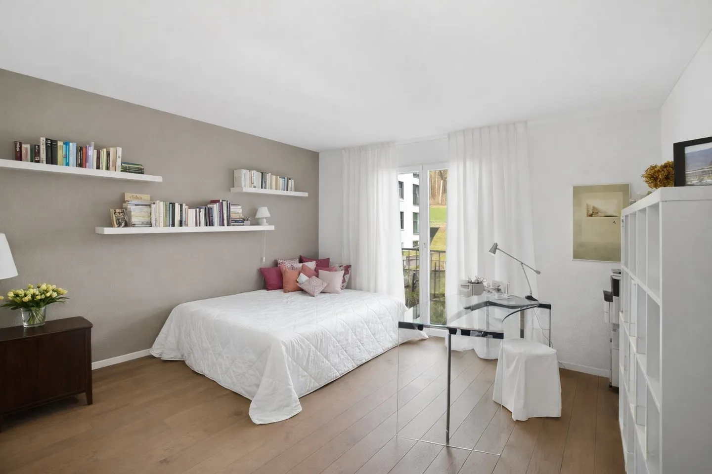 Modern 3.5-room apartment in a quiet location Zurich Witikon - Photo 4 of 10