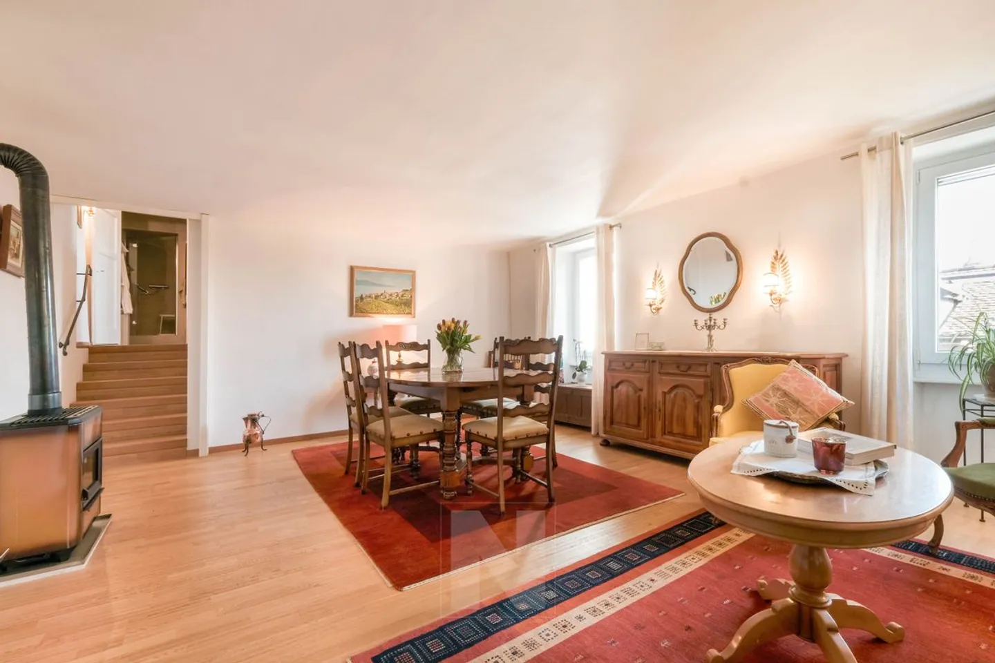 Begnins - Village house with 5.5 rooms and 163m2 of living space with expansion potential - Photo 4 of 13