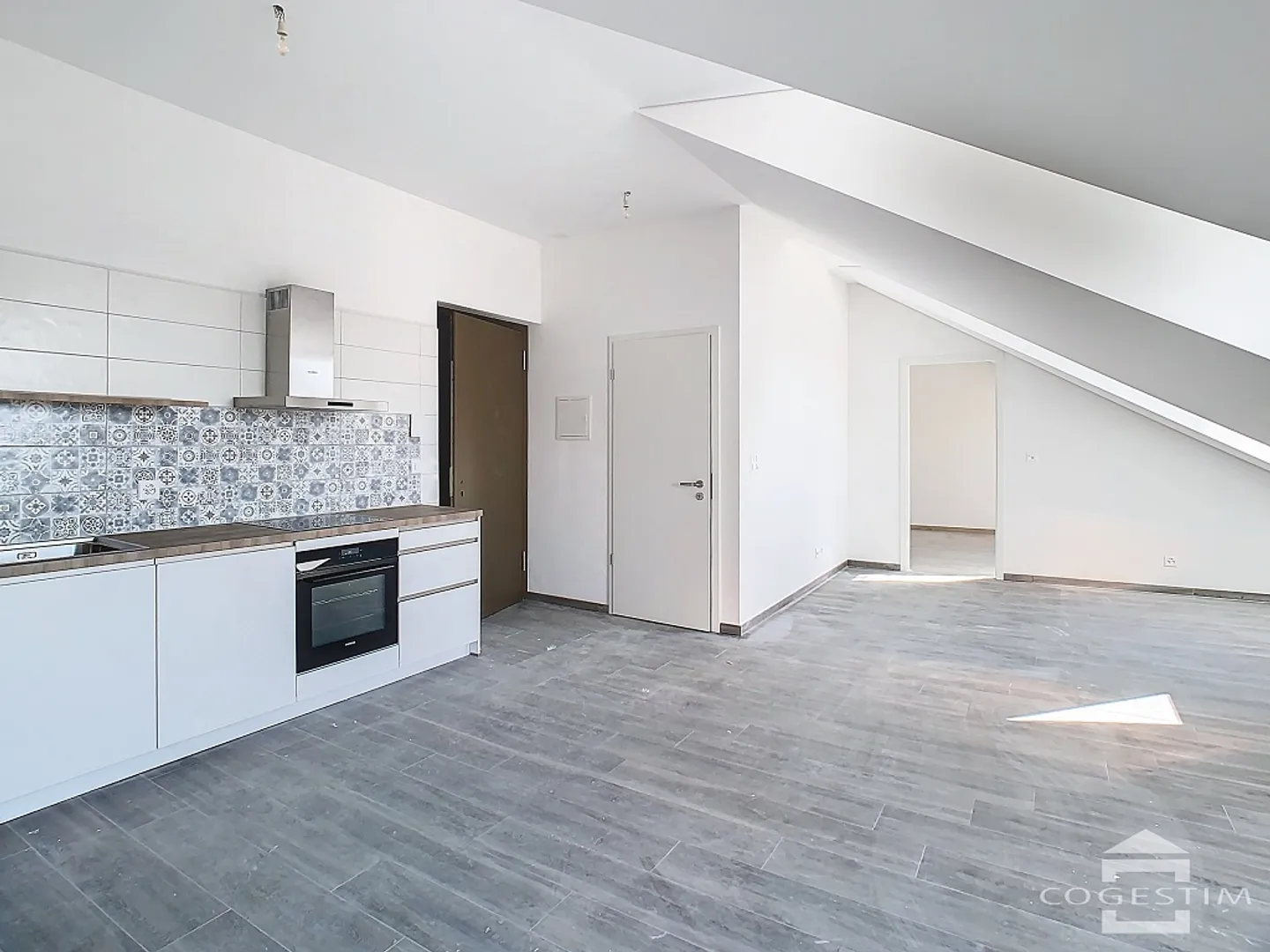 2.5 Room Apartment - Photo 1 of 8
