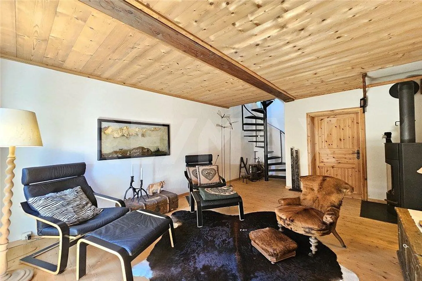 Unique Rustic House - An Oasis of Peace and Natural Beauty - Photo 10 of 13