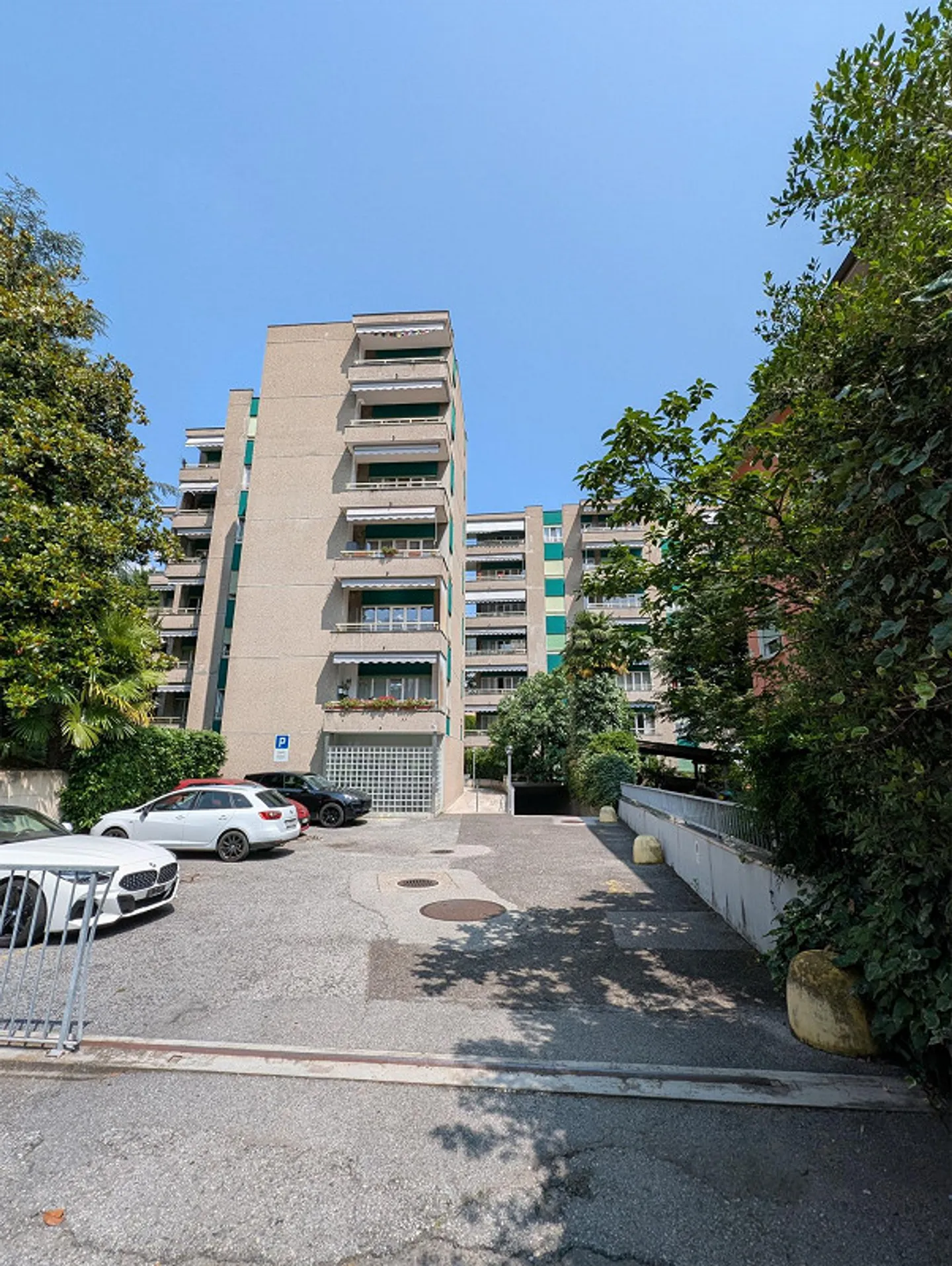 ACCOGLIENTE APPARTAMENTO DI 3.5 LOCALI CON TERRAZZA E GIARDINO" - Foto 13 di 13