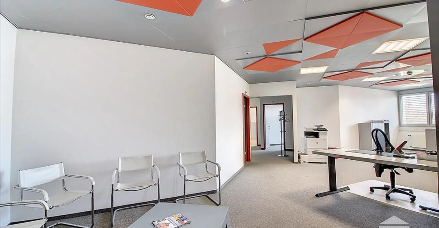 Bureau à louer - Photo 3 sur 10