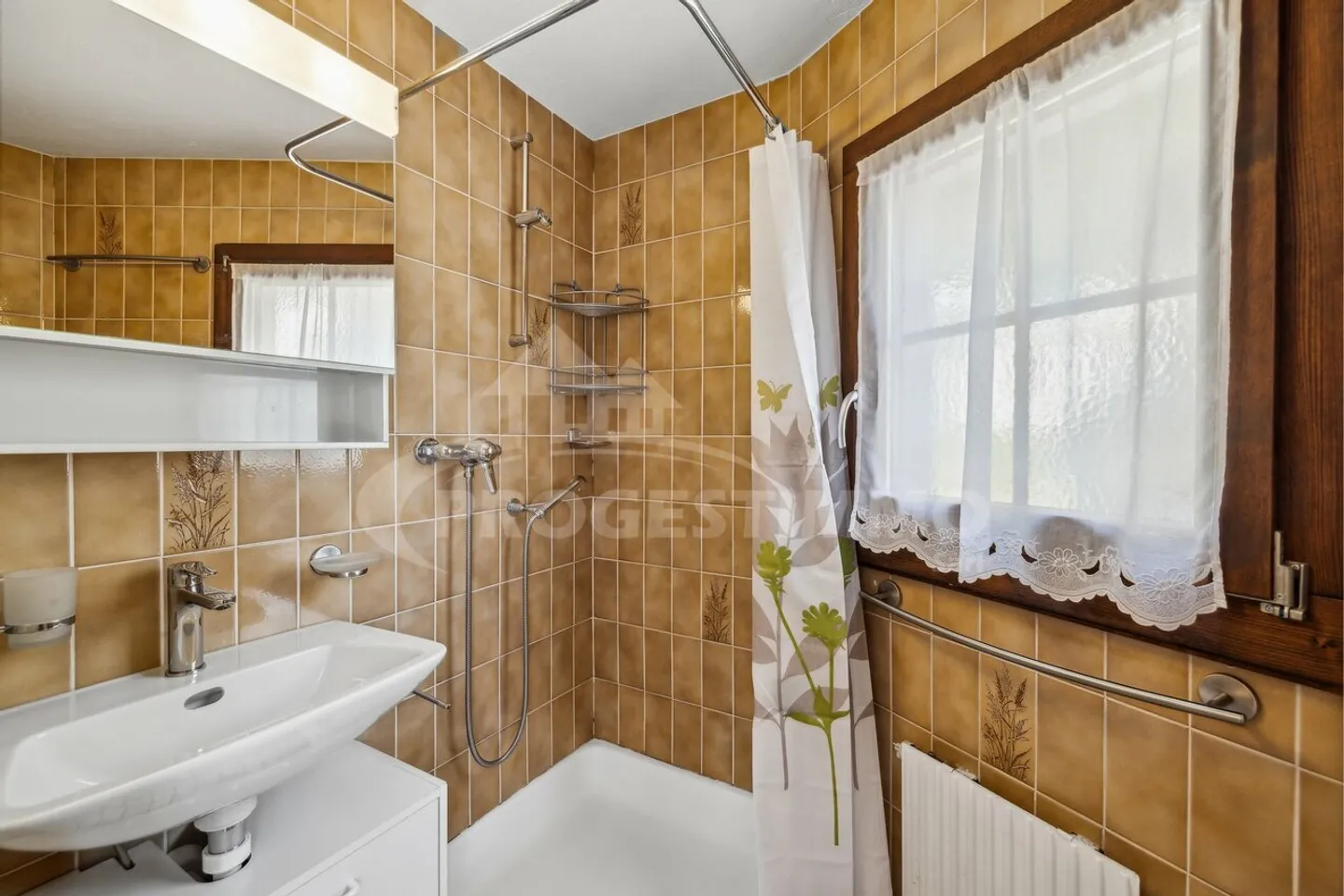GRAN CHALET CON DUE APPARTAMENTI - Foto 9 di 16