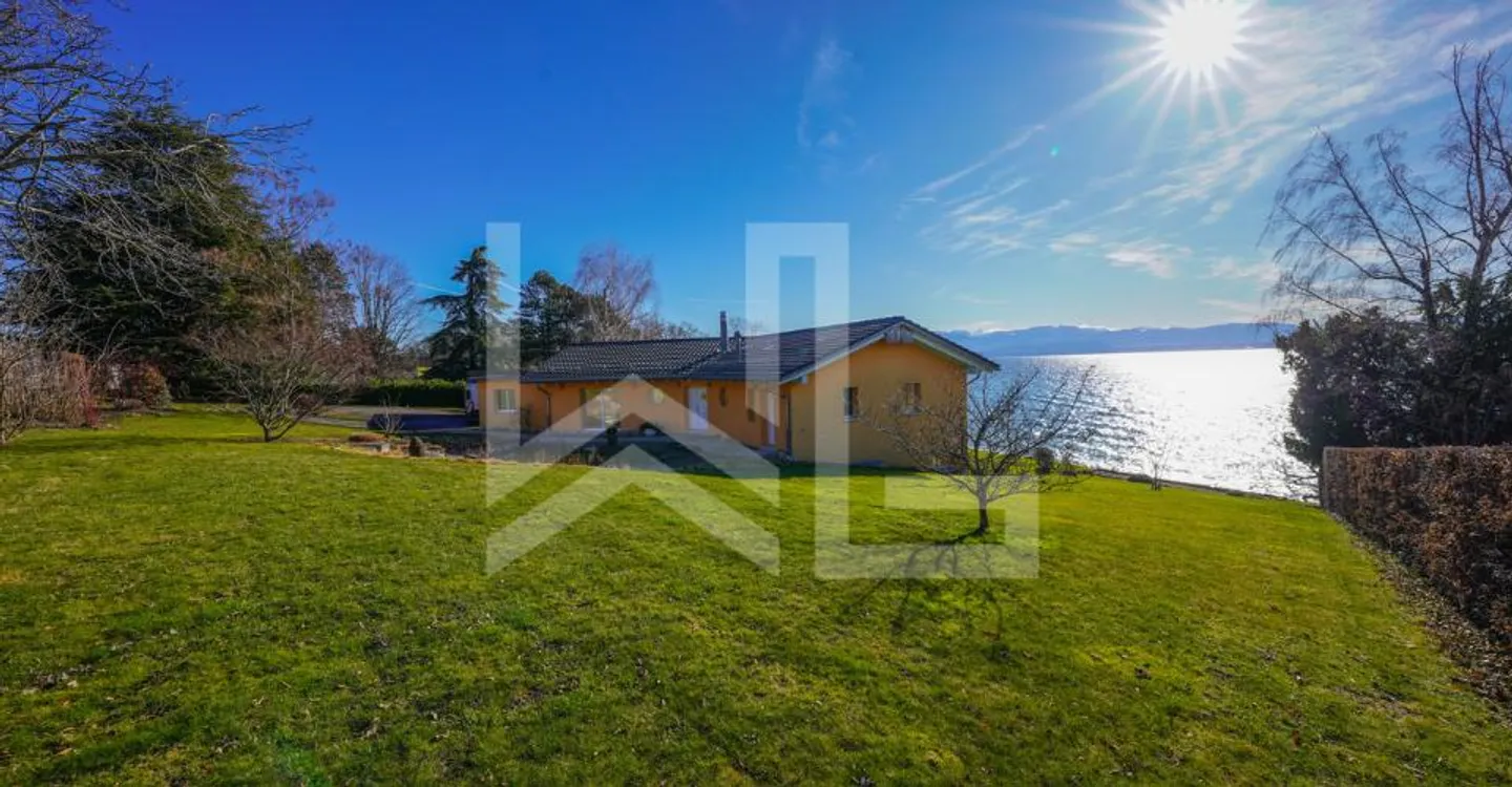 Villa fronte acqua - Accogliente e Luminoso - Foto 2 di 6