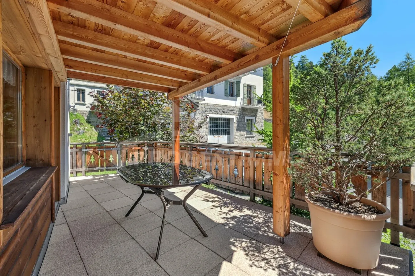 GRAN CHALET CON DUE APPARTAMENTI - Foto 15 di 16