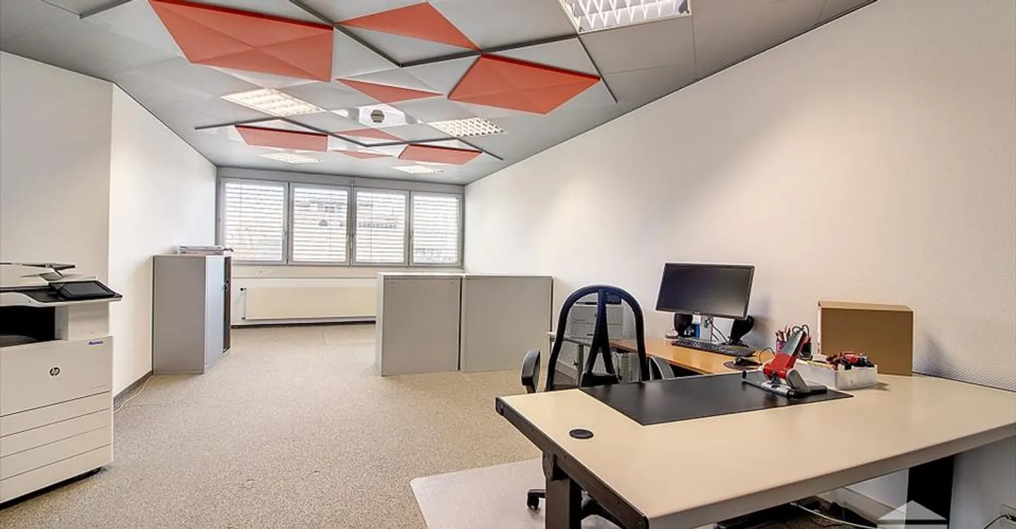 Bureau à louer - Photo 8 sur 10