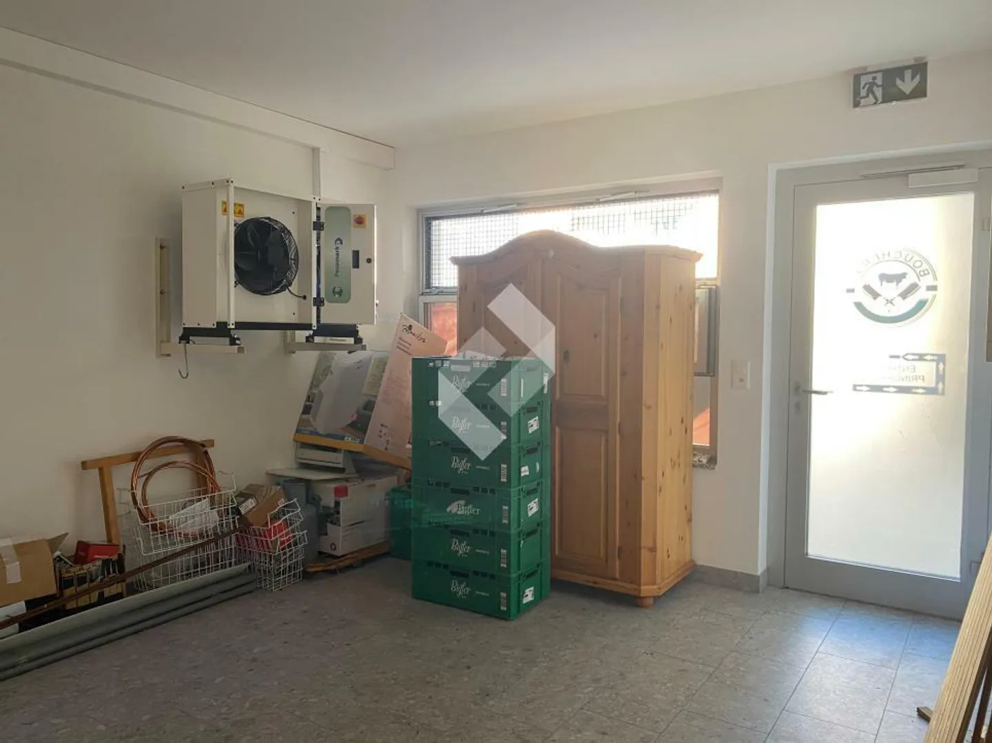 Commercial space already rented! - Photo 7 of 13