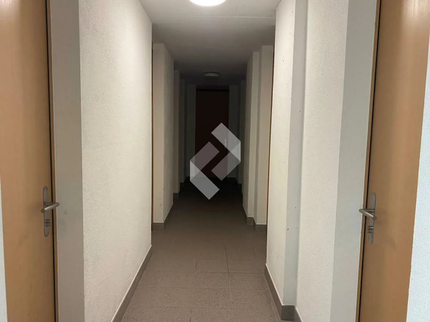 Commercial space already rented! - Photo 11 of 13