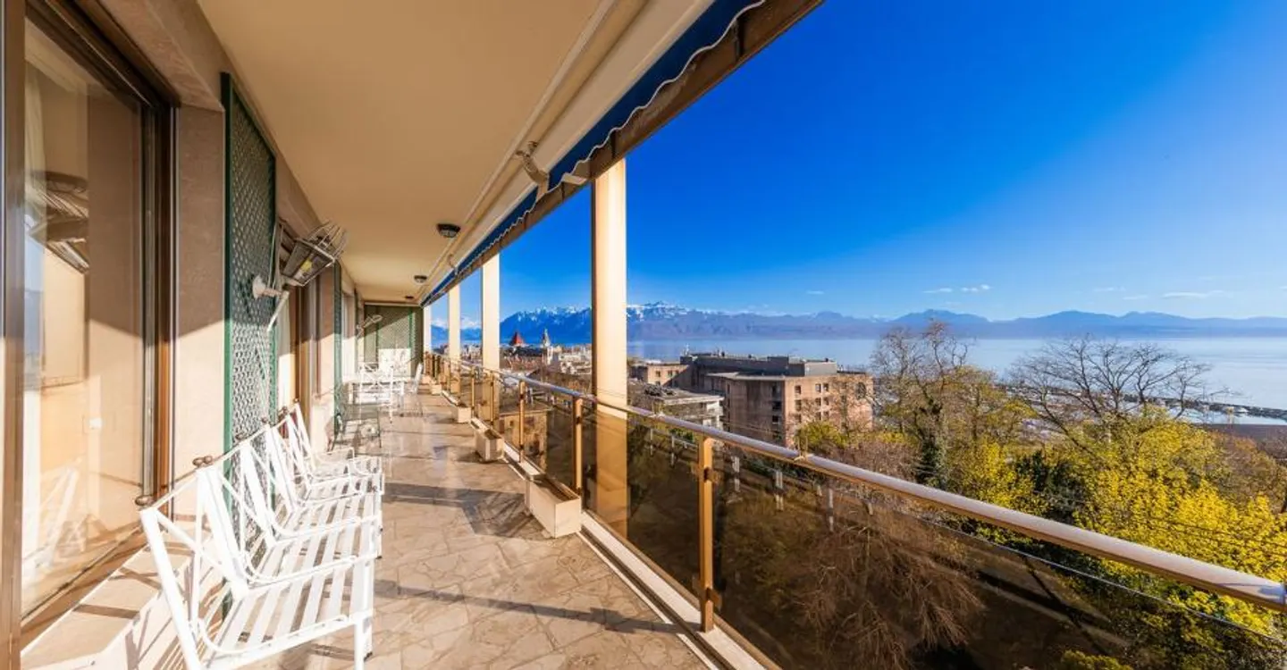 Exceptional apartment in an exceptional location - Photo 10 of 13