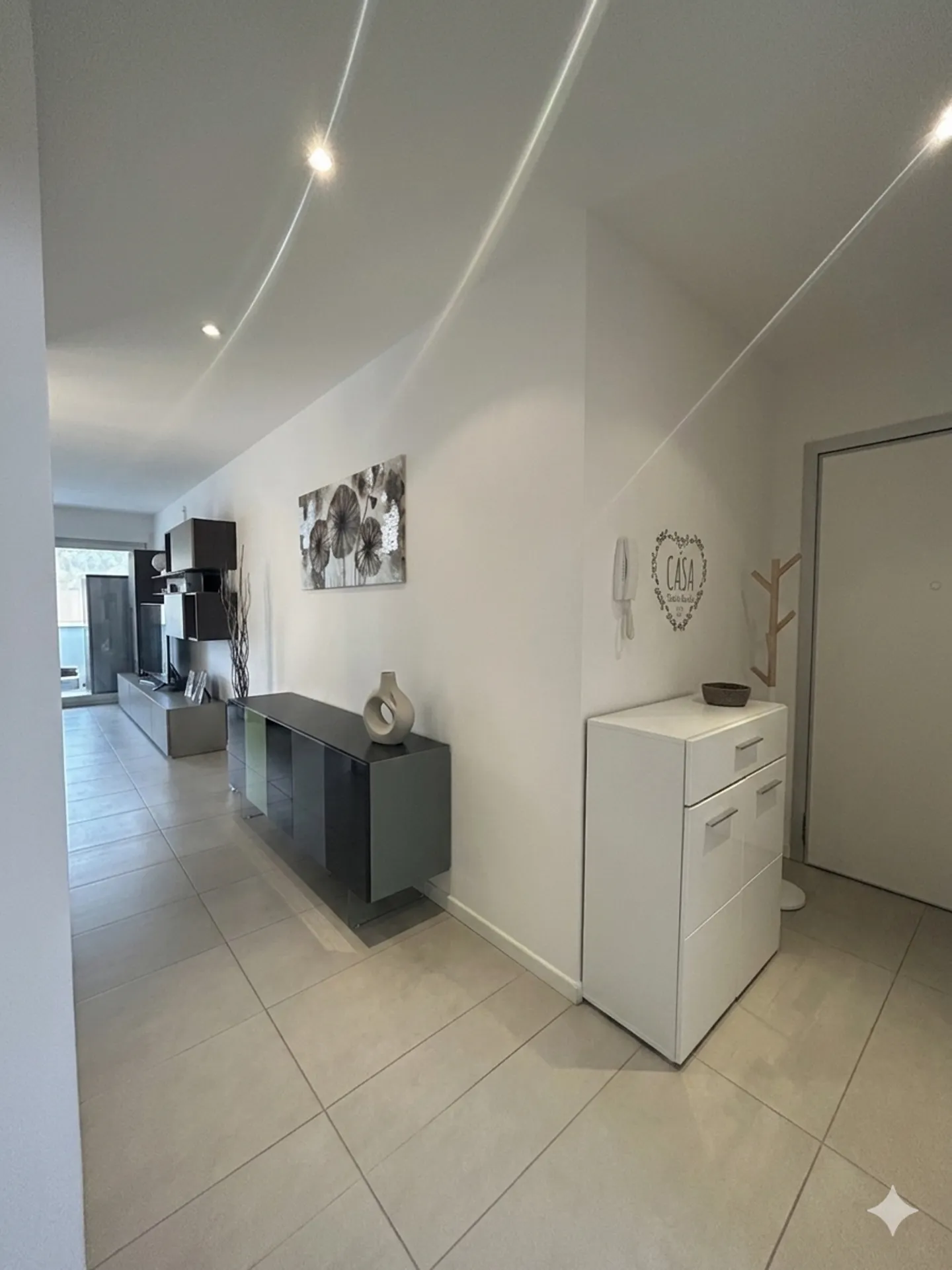 LUGANO PAMBIO-NORANCO - 3.5-room apartment for rent - Photo 2 of 9