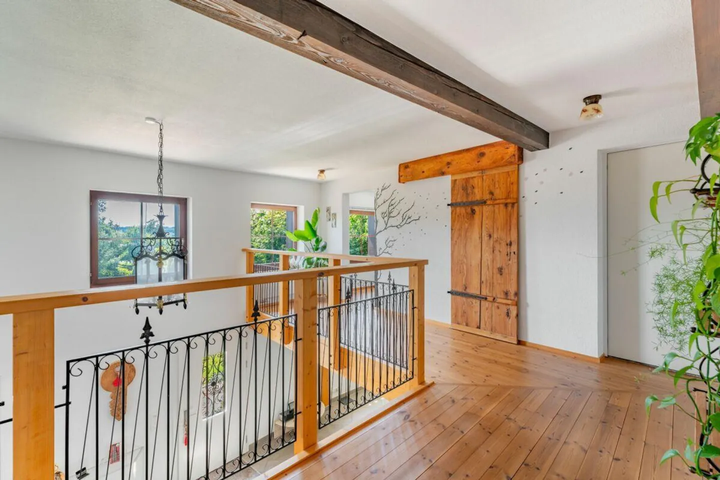 Es stattlechs Eifamiliehuus i ländlecher Omgäbig - Foto 8 von 12