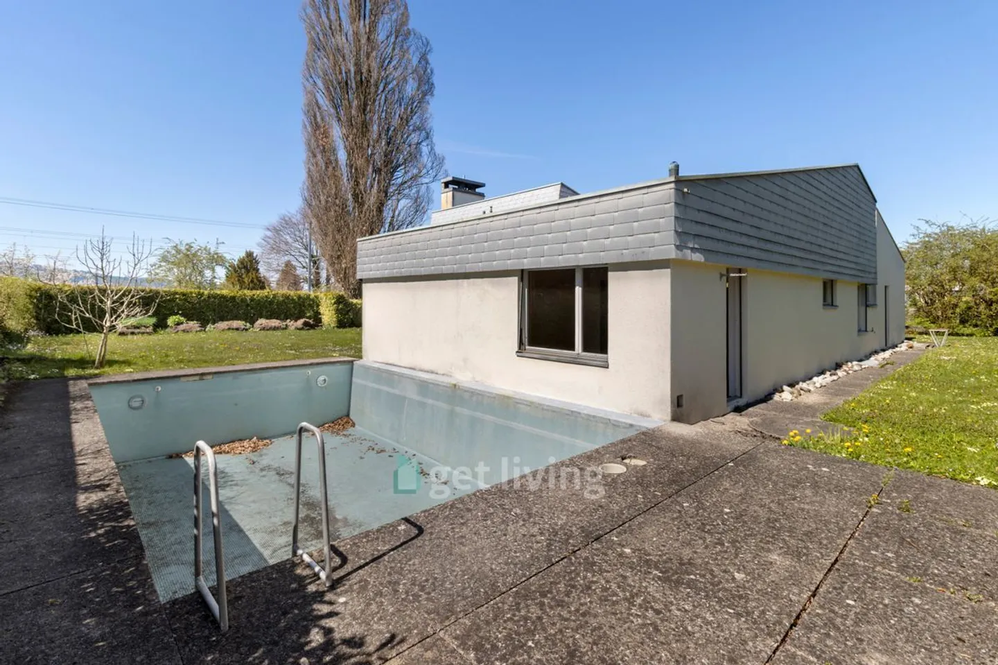 Ampia casa familiare con piscina - Foto 6 di 13