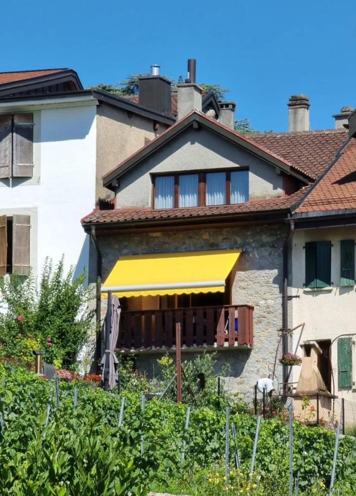 Maison de Village Charmante avec Vue - Photo 4 sur 13