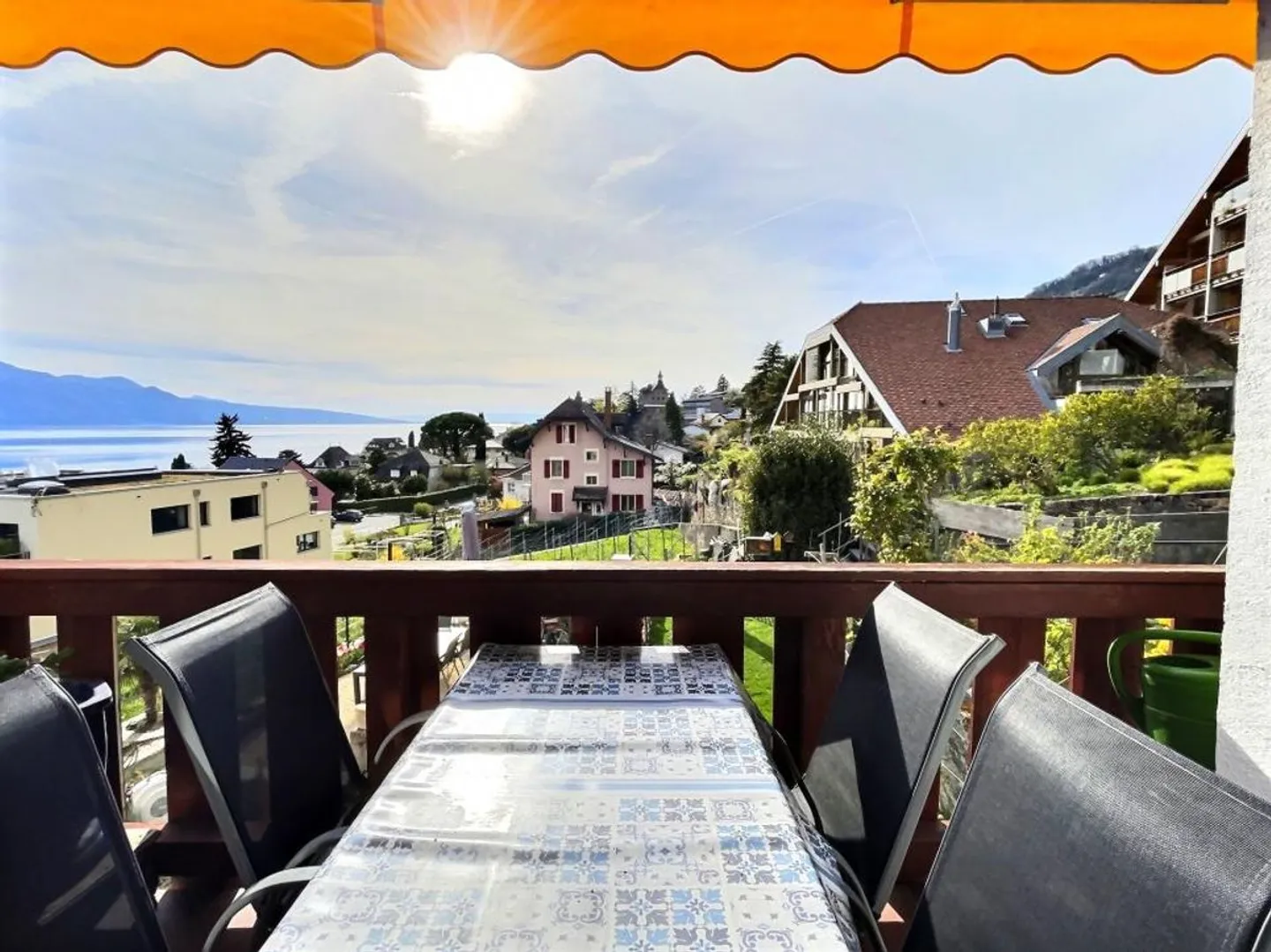 Maison de Village Charmante avec Vue - Photo 2 sur 13
