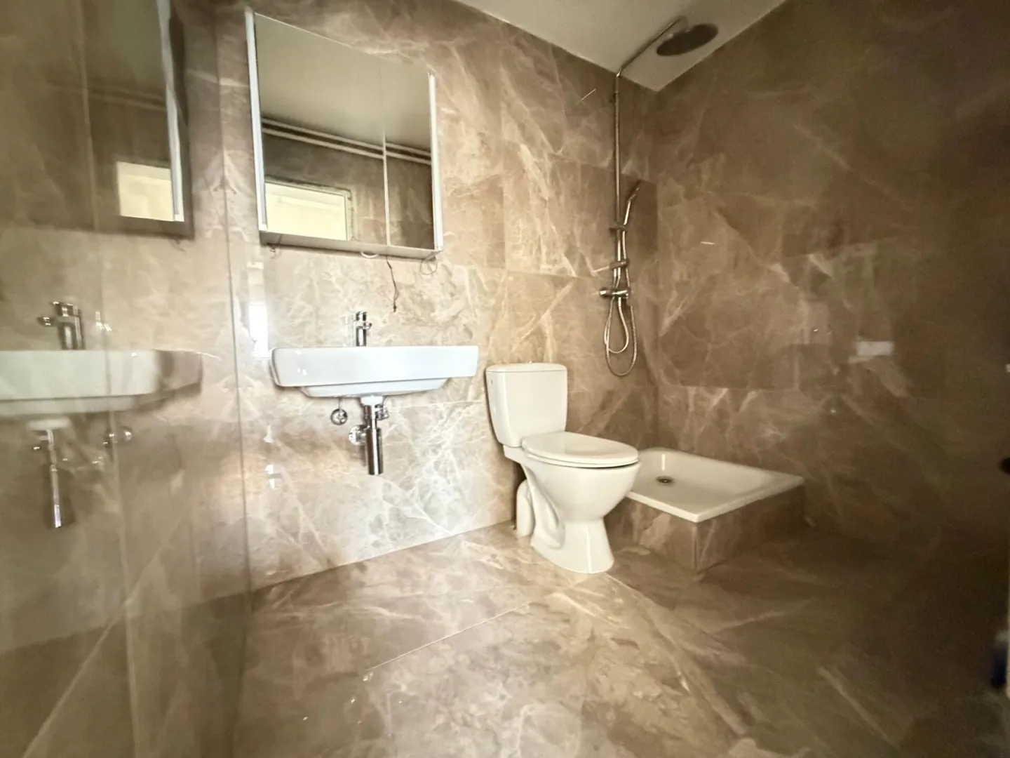 Appartement élégant au cœur de St. Margrethen ! - Photo 6 sur 13