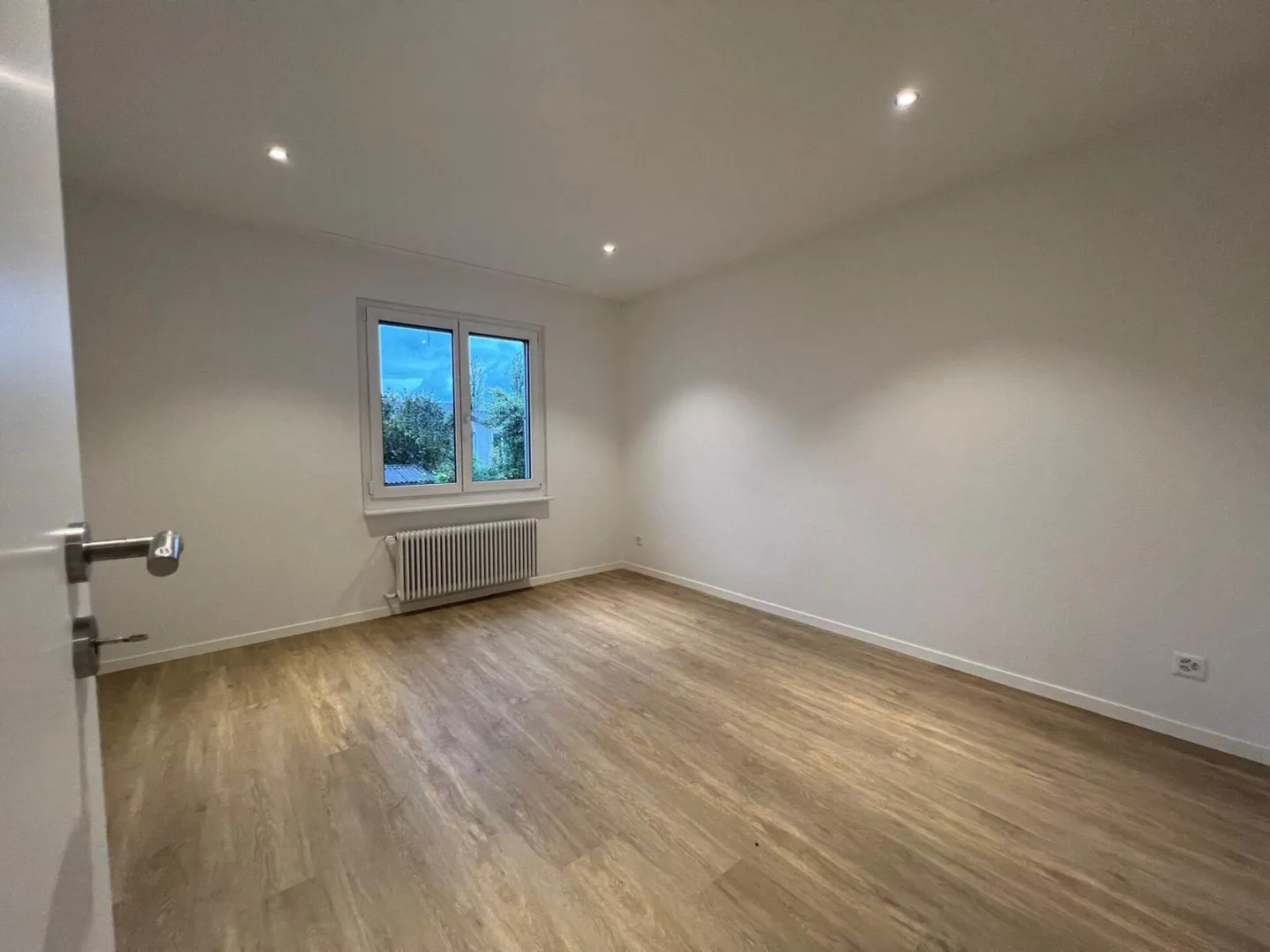 Ein Zuhause zum Verlieben - Modernisiertes Einfamilienhaus in Derendingen direkt am Bach! - Photo 7 of 21