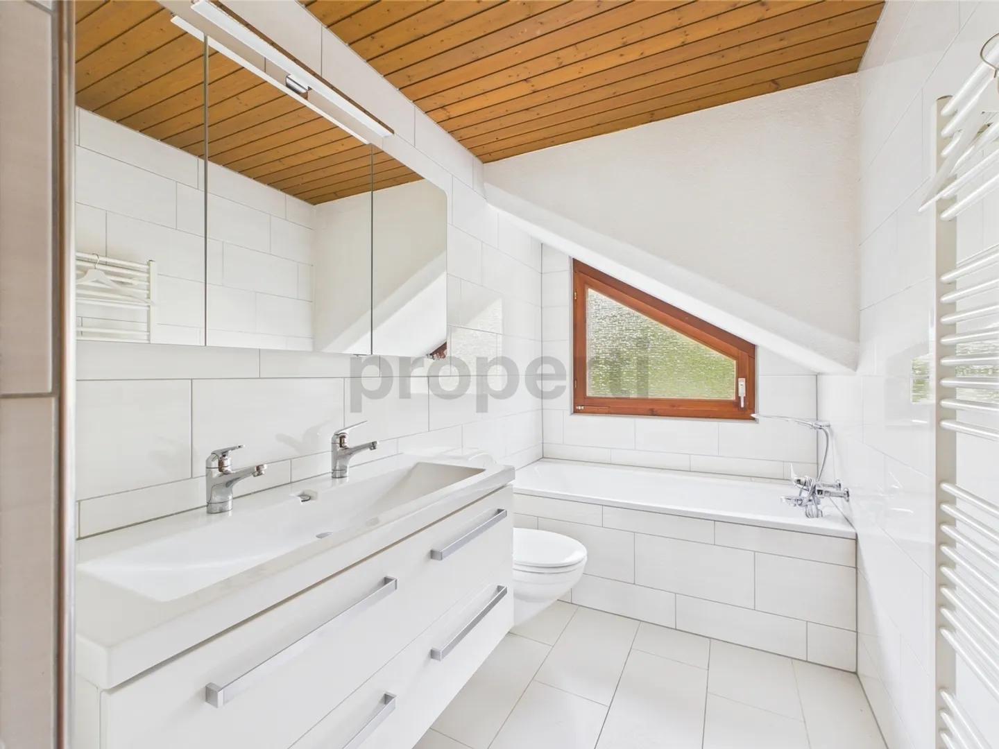 Sunny and Quiet 4.5-Room Apartment in Wolhusen - Photo 7 of 9